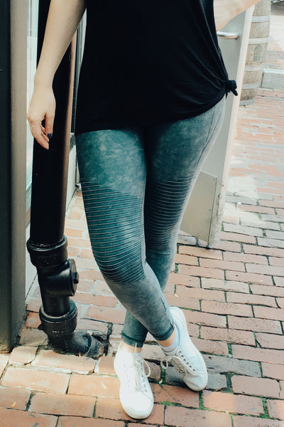 Moto Forest Green Ash Wash Workout Slimming Leggings – CELEBRITY LEGGINGS