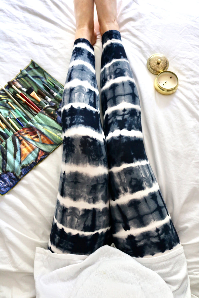 Yoga Waist (5 Inch) Grey Tie Dye Print Leggings – CELEBRITY LEGGINGS
